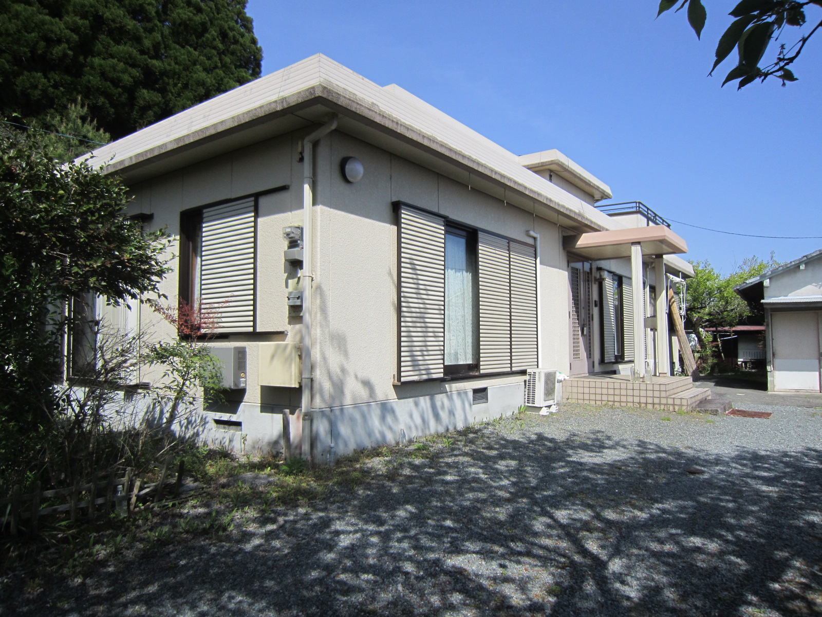 日田市誠和町中古住宅の価格を変更致しました。