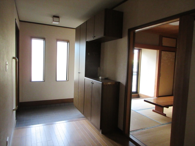 西大山町中古住宅