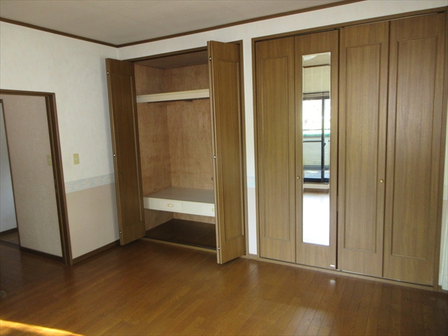 西大山町中古住宅