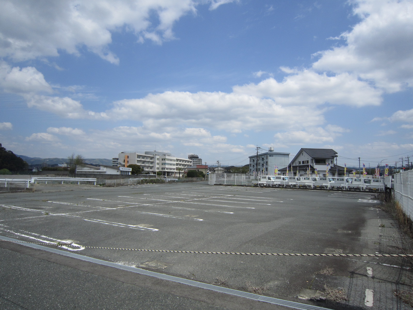 上野町売地を成約致しました。