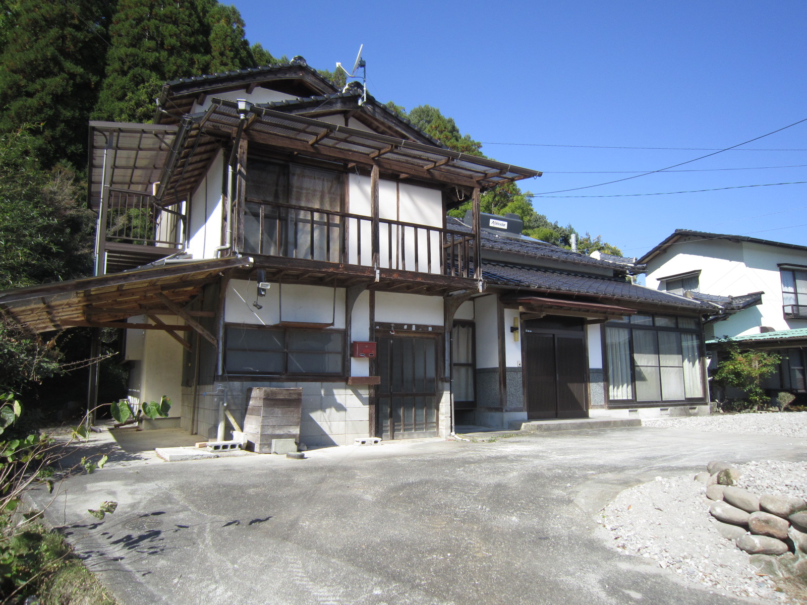大鶴町中古住宅の価格を変更しました。