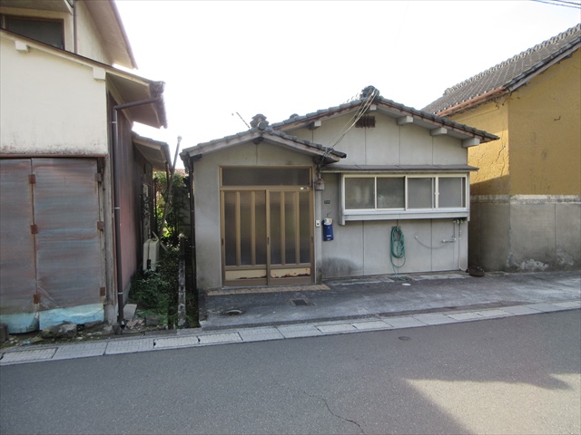 城町２丁目の売地価格を変更致しました。