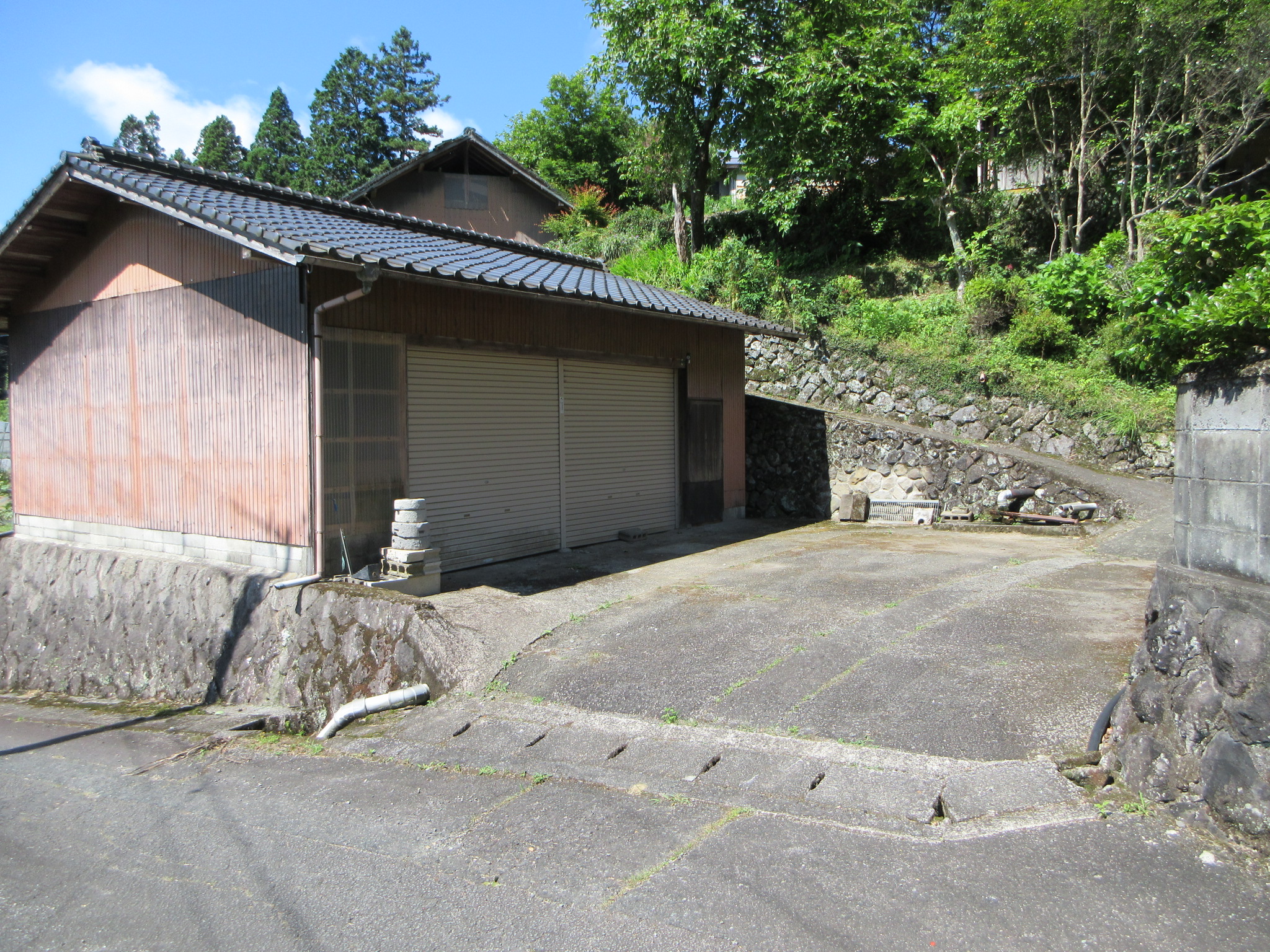 前津江町赤石の中古住宅の価格を変更しました。