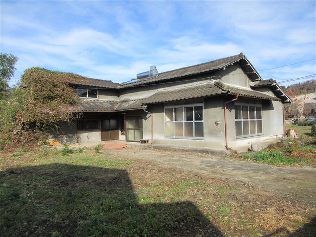 南友田の売地（古家付）を掲載しました。